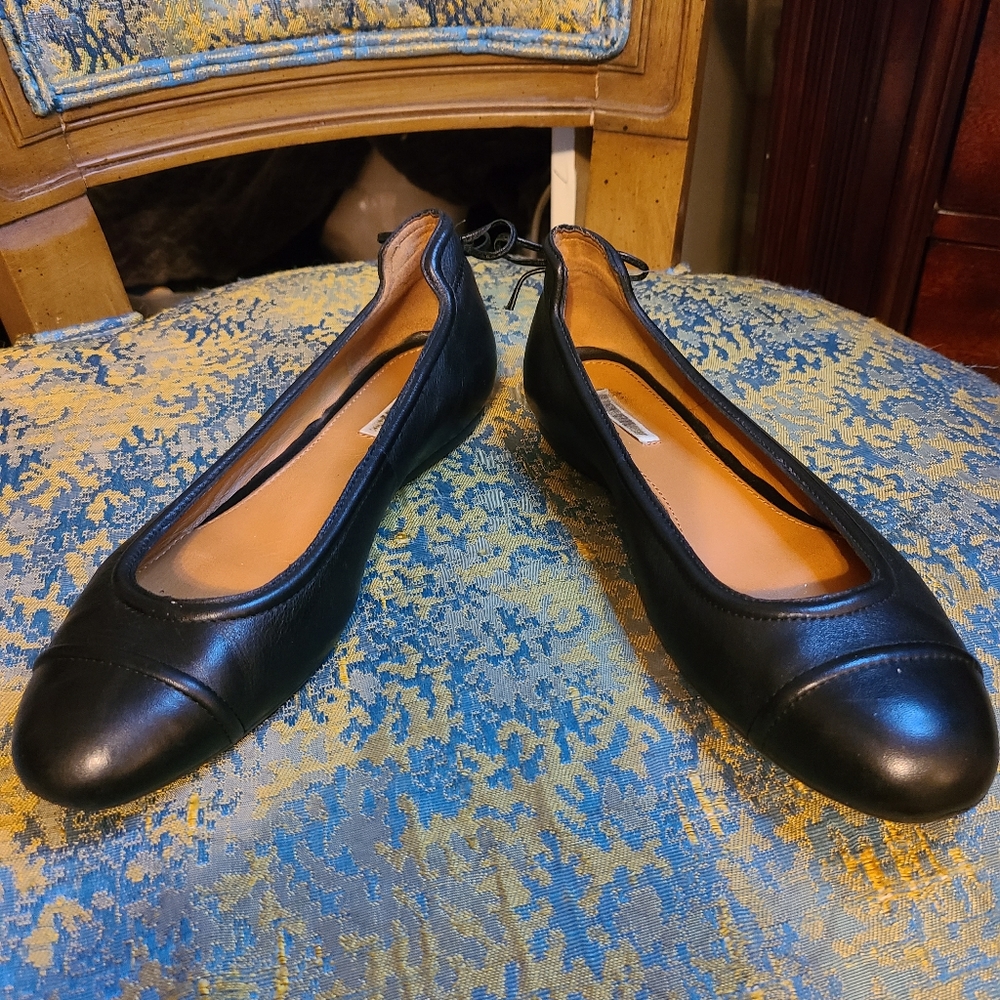 Black Geox flats